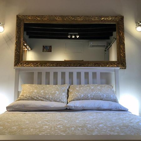 Ferienwohnung Brera Vip Spotlight - Brera - Duomo - Castello Sforzesco - Lanza Metro M2 Mailand Exterior foto